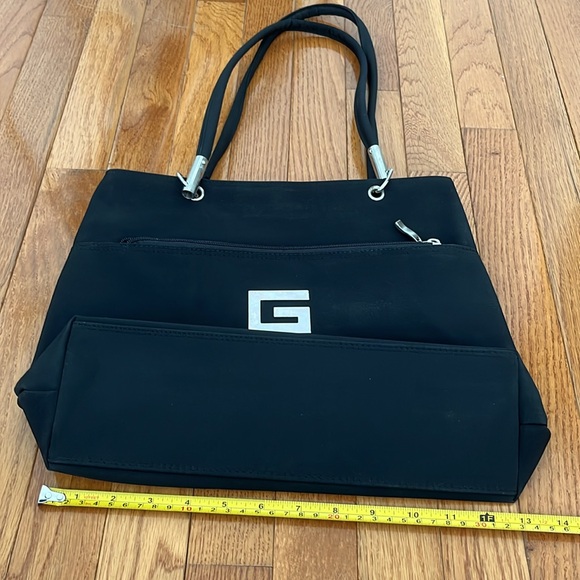 Vintage “G” Large Black Purse with Silver Detailing - Picture 8 of 11